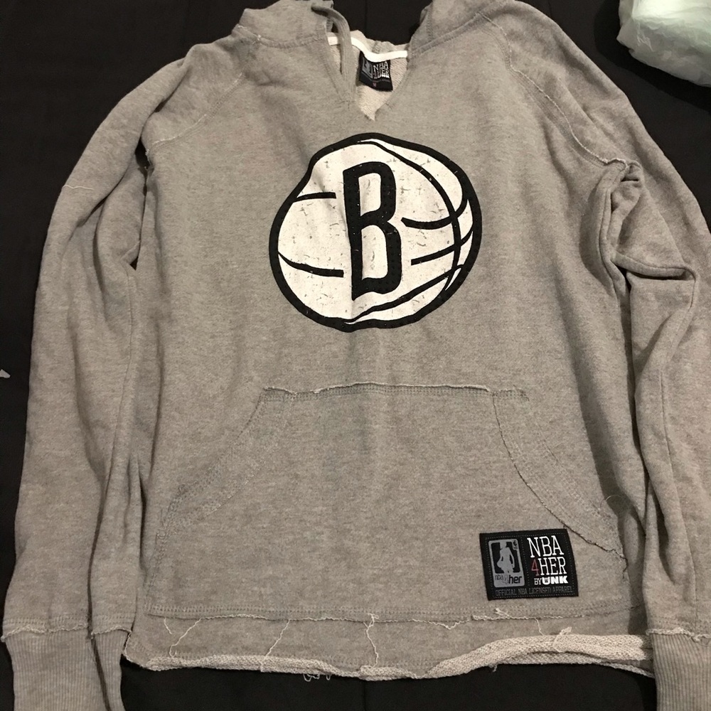 Ladies Brooklyn nets hoodie